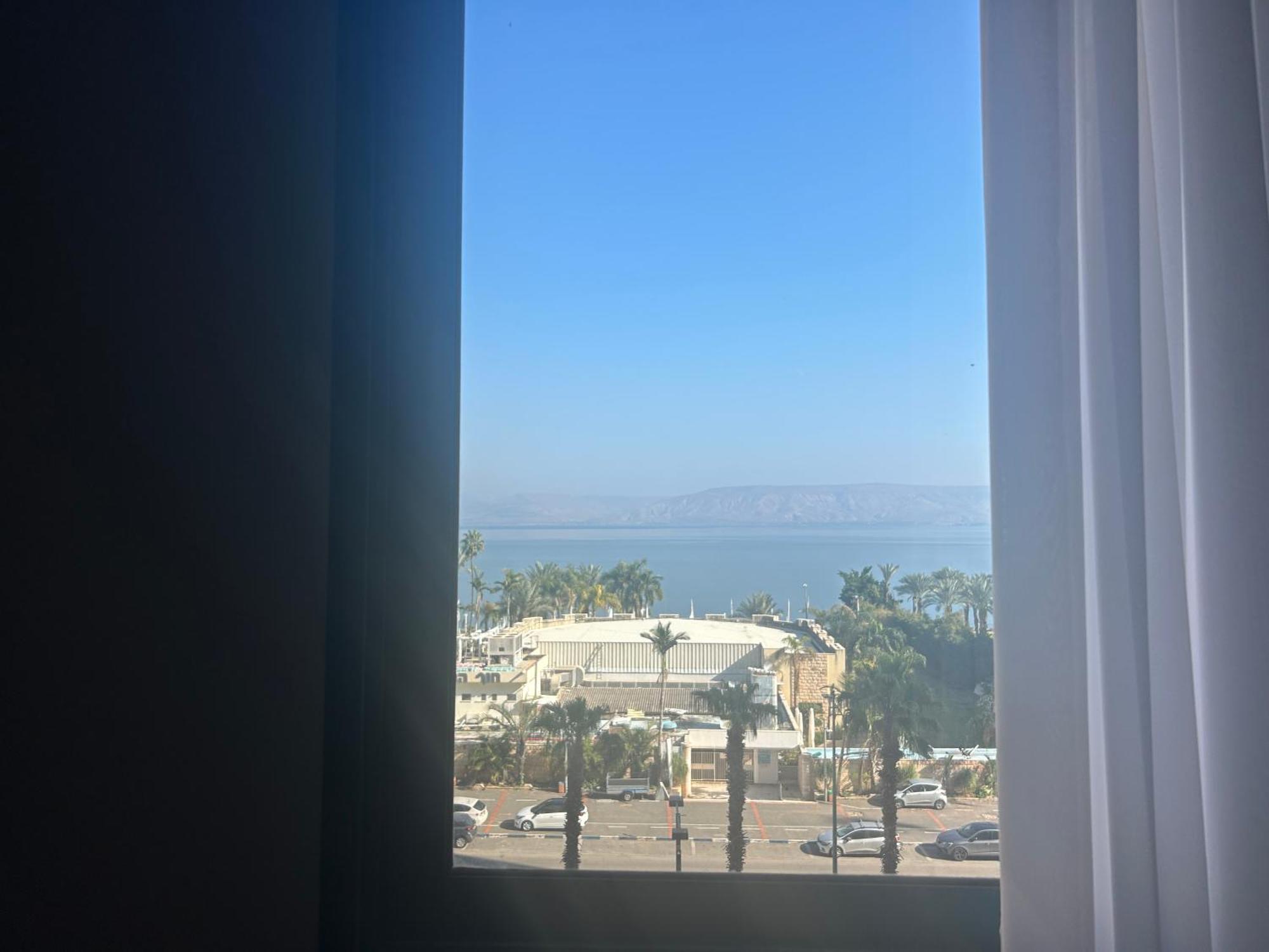 תכלת על הכינרת Light Blue On The Kinneret Lake 提比里亞 外观 照片